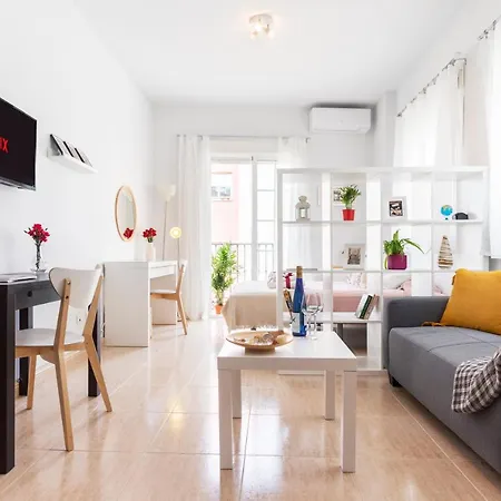 -malagasunapts- Bright Centre Apartment
